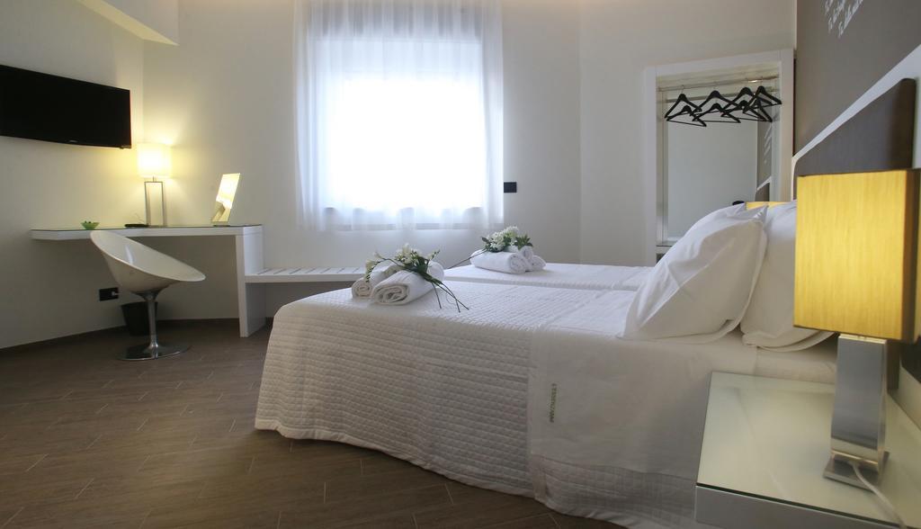 L'Essenza B&B ريجّو دي كالابريا الغرفة الصورة
